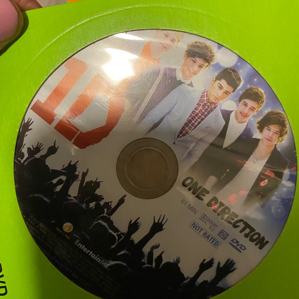 One Direction Concert DVD - Picture 3 of 4